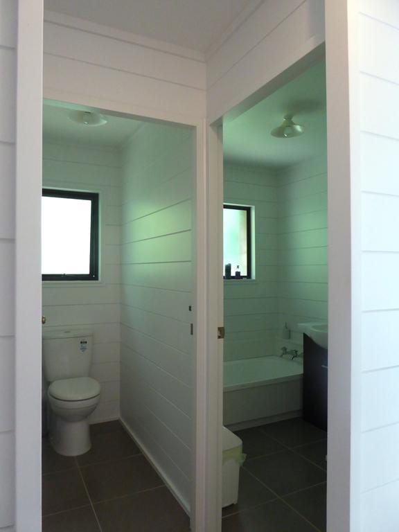 17 On Tiri View Villa Palm Beach Екстериор снимка